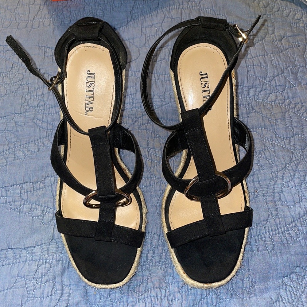 Just Fab wedges size 7
